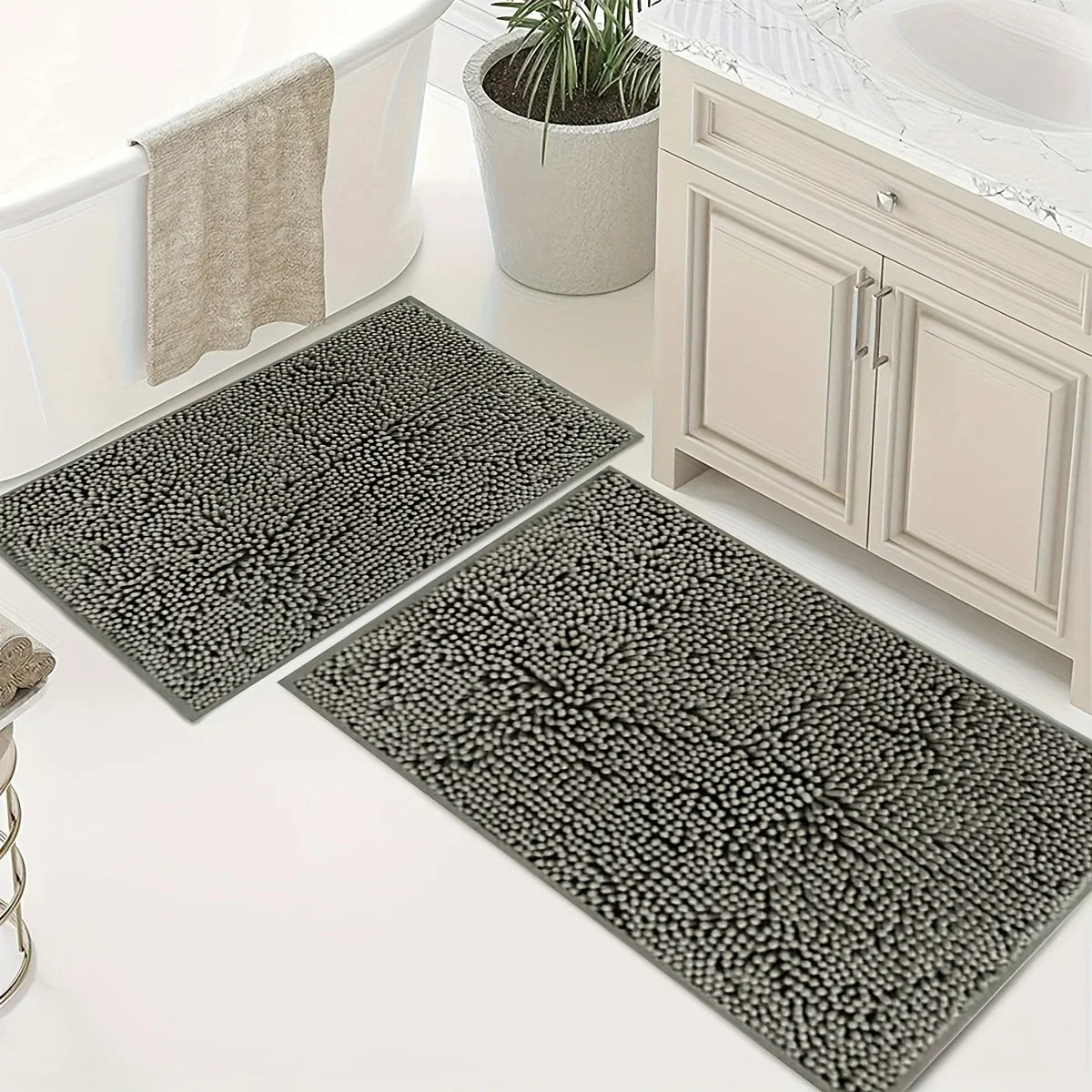 XM-Luvetoria Ultra Soft Chenille Bath Mat Super Absorbent Machine Washable