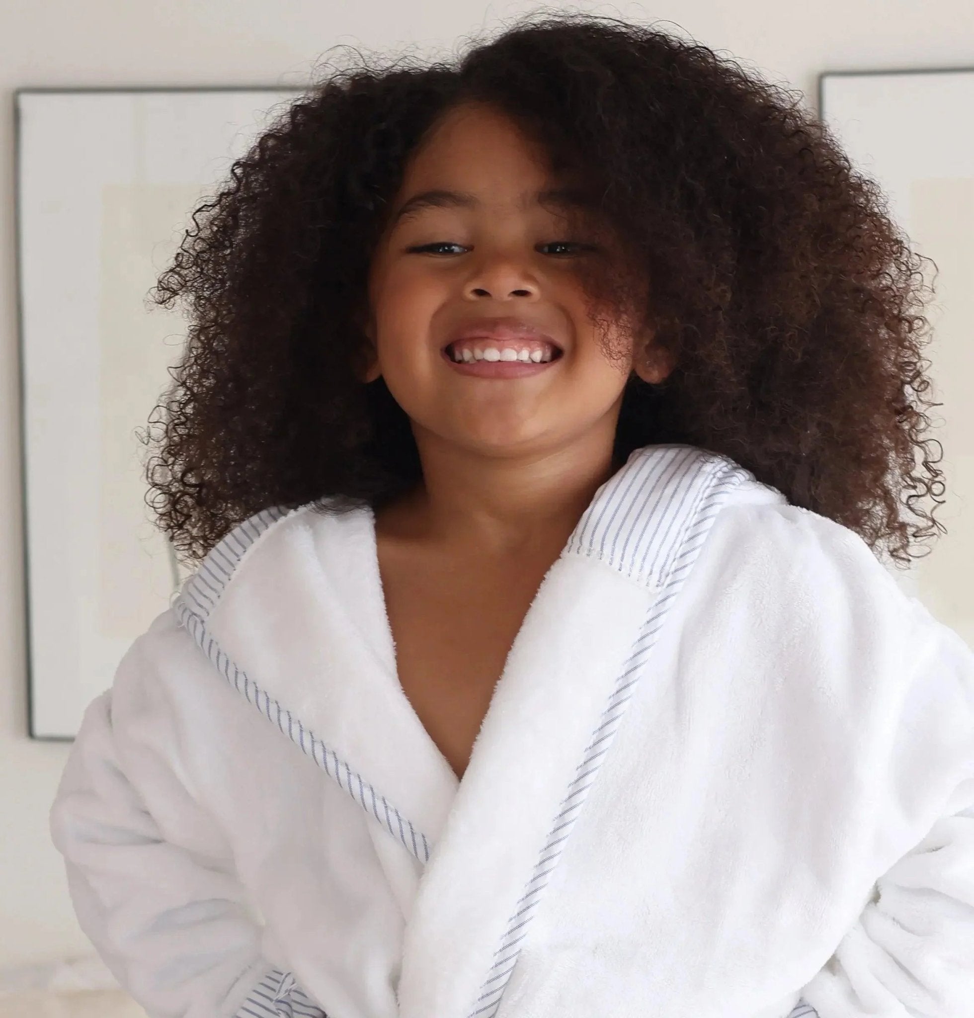 Kids Plush Robe – Ultra Soft, Safe & Cozy for Toddlers & Kids - The LW Shop