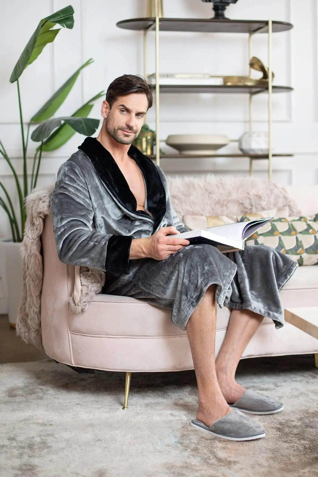 Cozy Mens Plush Robes – Built for Comfort, Designed to Last - The LW Shop