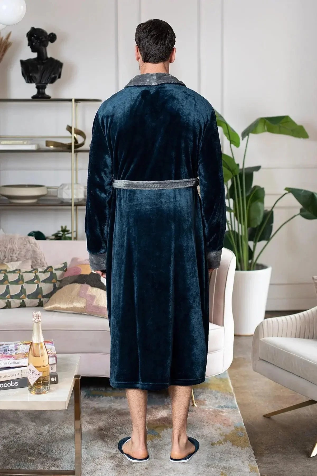 Cozy Mens Plush Robes – Built for Comfort, Designed to Last - The LW Shop